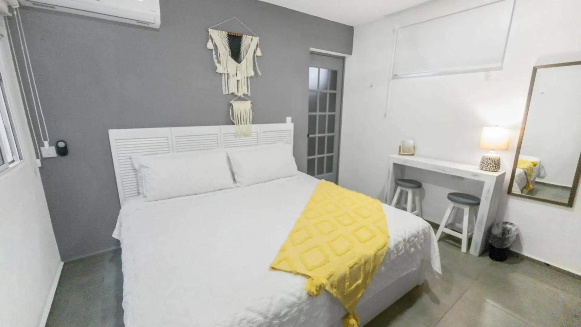 Vila Casabella- Private Villa-6 Bed 6 Bath-Beachwalk Playa del Carmen Mexiko